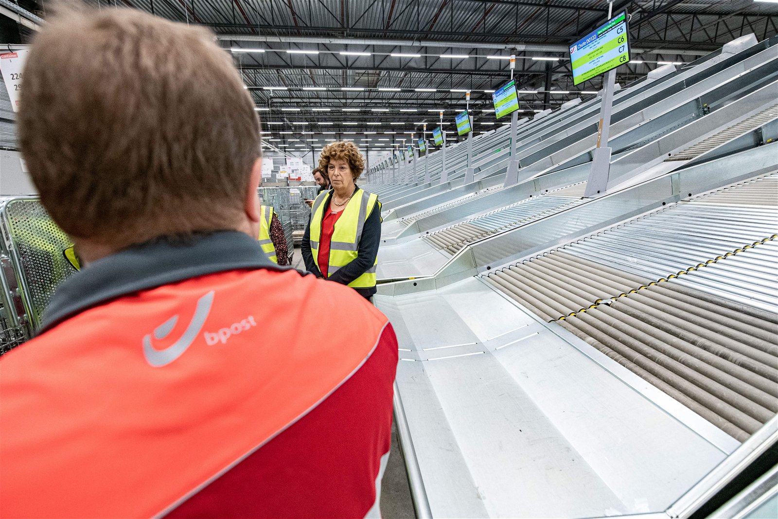 Bpost Op De Schop De Staat Lanceert Een Oproep Tot Mededinging Voor De