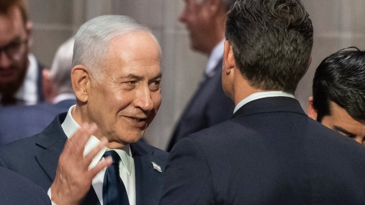 Netanyahu kiest voor voorzichtige koers in gesprekken met Trump over Iran