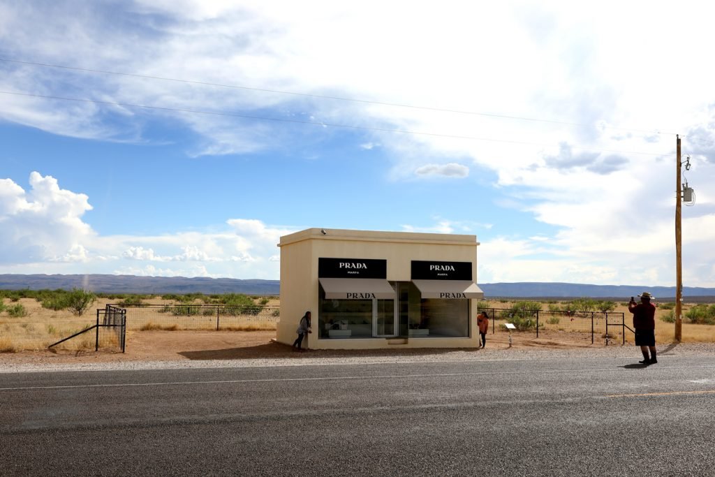 Van Adalles naar LA: kunst, kitsch en hamburgers