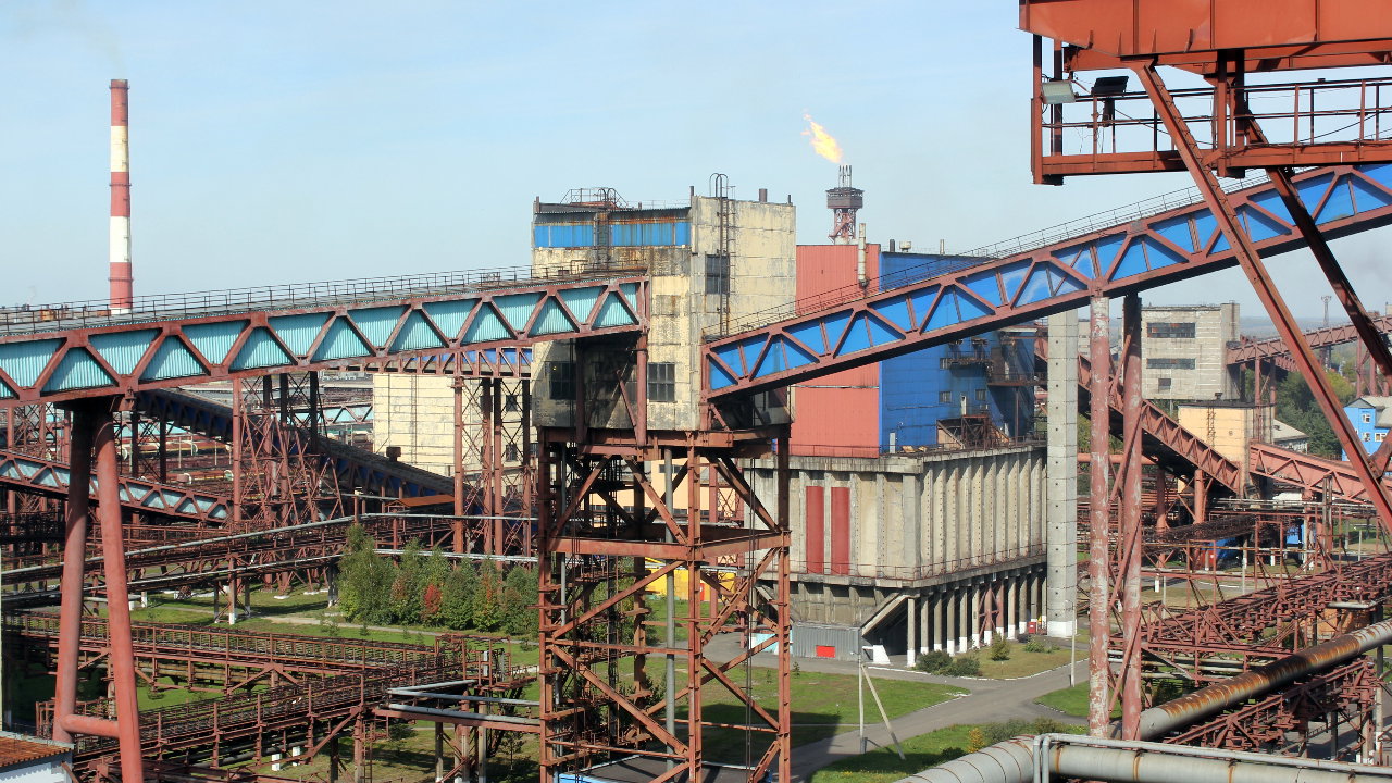 De EU blijft massaal metalen en energie aankopen uit Rusland, met ook een belangrijke rol voor België