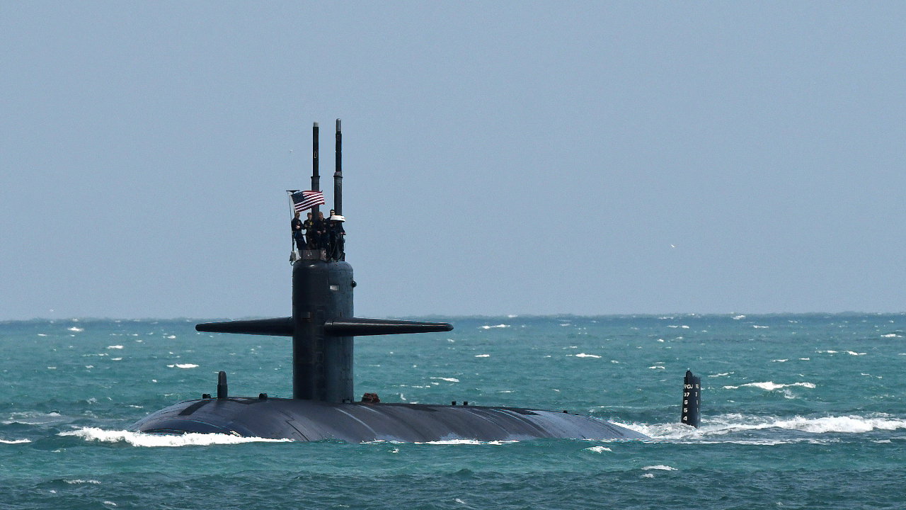 How China’s Shipbuilding Boom Is Slowing U.S. Virginia-Class Submarine Production