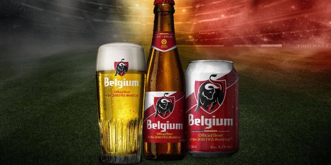 Een glas, een flesje en een blikje Jupiler met als tijdelijke naam 'Belgium'.