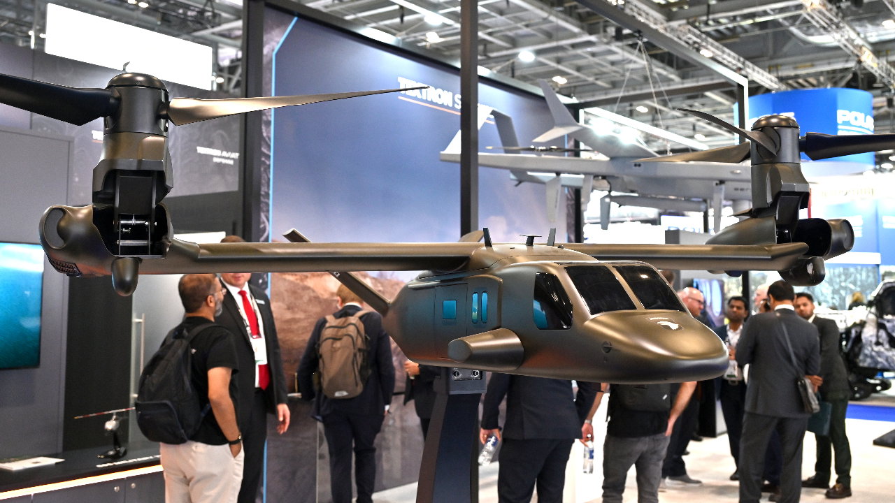 The American army presents its new tiltrotor aircraft, the Cheyenne II.