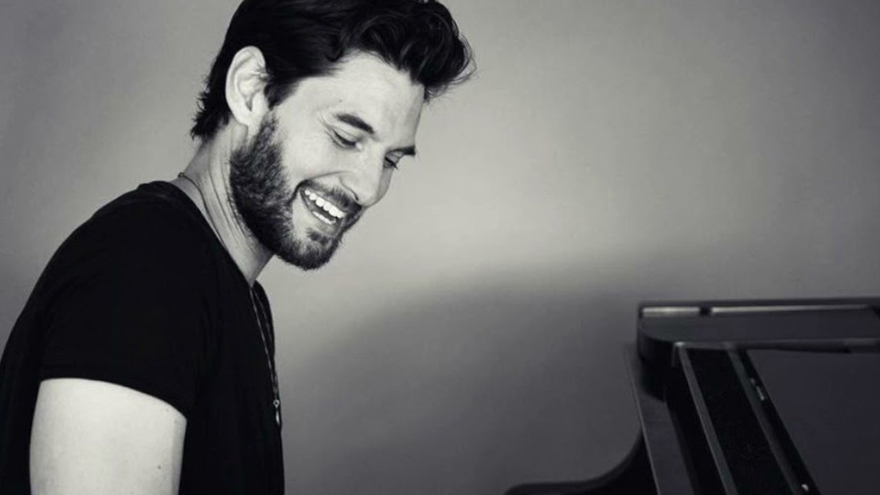 Ben Barnes ('Shadow And Bone') Komt Naar België Met Eigen Muziek ...