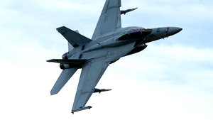 Verenigde Staten testen nieuwe langeafstandsbom voor F/A-18 Super ...