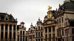 De financiën van de regio’s in België: Vlaanderen en Brussel subsidiëren Wallonië