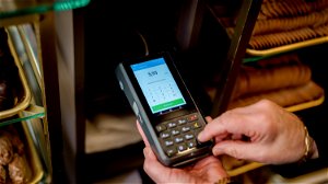 Minstens een elektronische betaaloptie verplicht in winkels vanaf 1 juli: waarom dit ook in het voordeel van de handelaars kan zijn