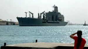 Le Canal de Suez envisage une réduction de 15 pour cent sur les frais de passage