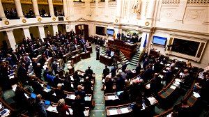 Politicoloog Dave Sinardet over externe doorlichting van parlement: “Bestuurspartijen zitten nu in vicieuze cirkel”