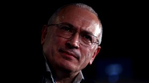 Russische ex-oligarch waarschuwt westerse energiebedrijven: ‘Vertrek nu je nog kan’