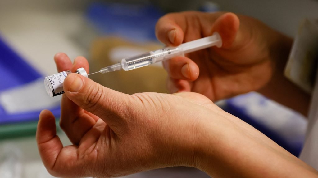 Coronavirus Vaccin spuit