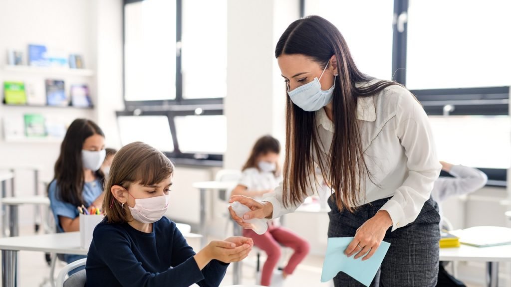 Coronavirus scholen mondmasker