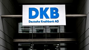 Deutsche Kreditbank schaft alle geldautomaten af: Radicale verschuiving naar digitaal bankieren