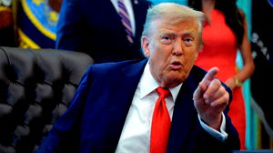 Trump dreigt met extra tarieven voor landen die beperkingen opleggen tegen Amerikaanse techbedrijven