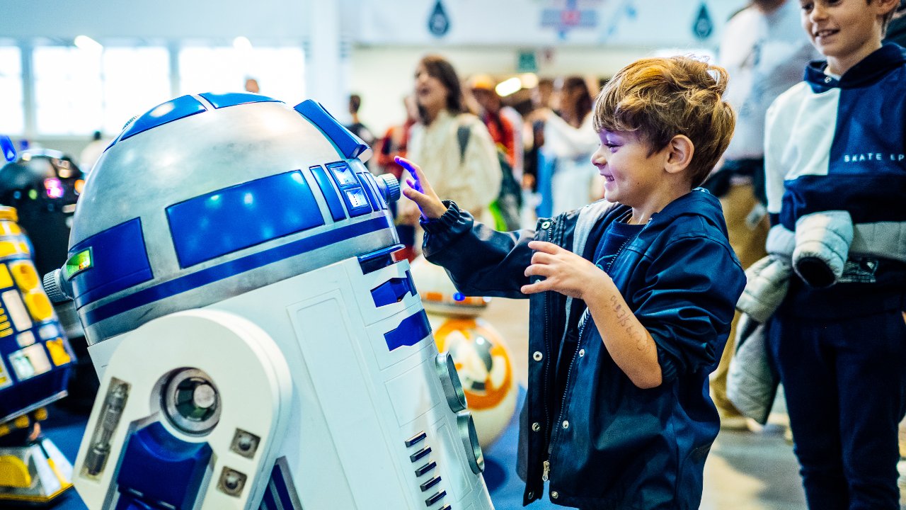 Eerste editie Heroes Comic Con brengt meer dan 57.000 fans samen in