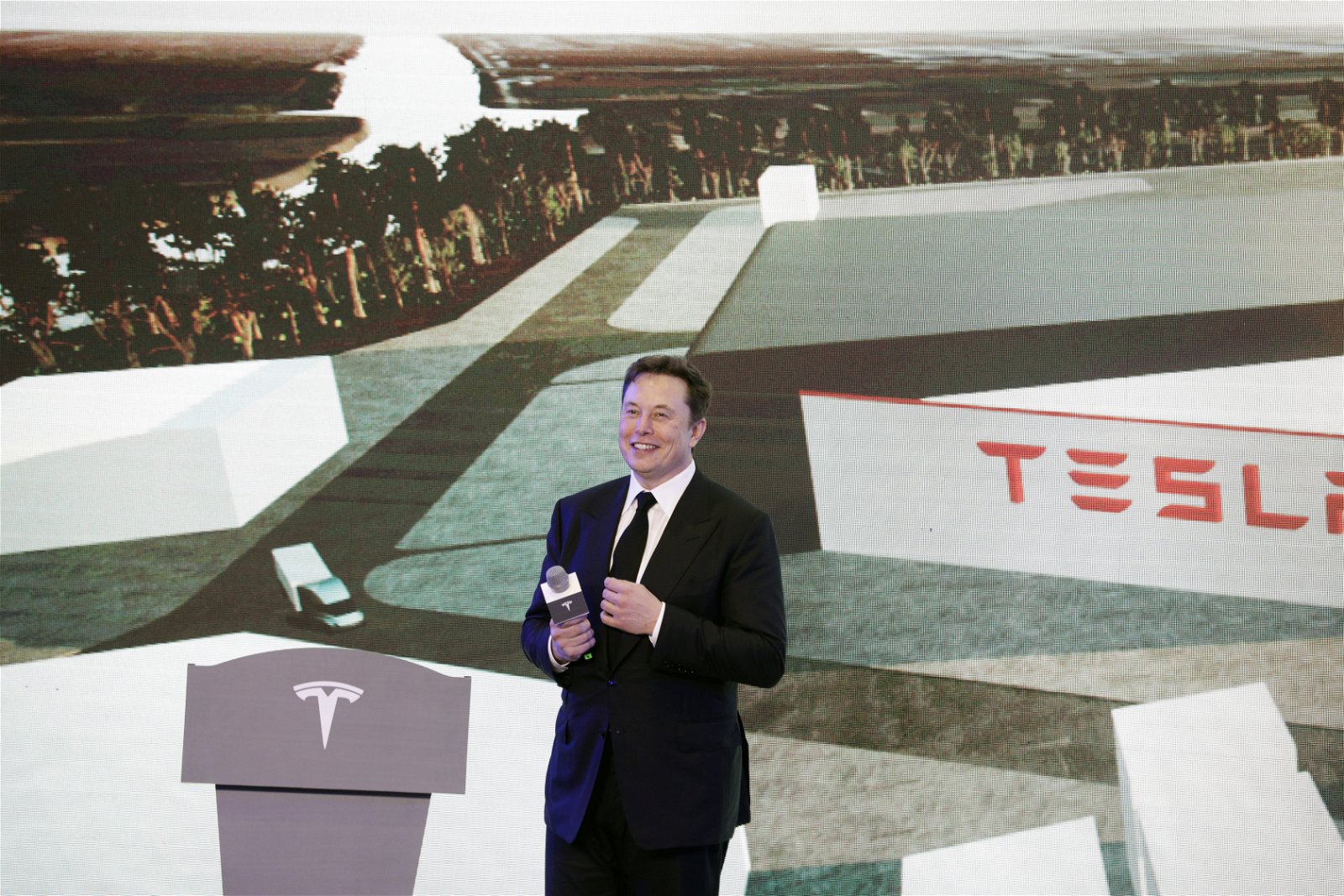 Tesla’s Strong Q2 Results Drive Share Price Surge and Future Growth Potential