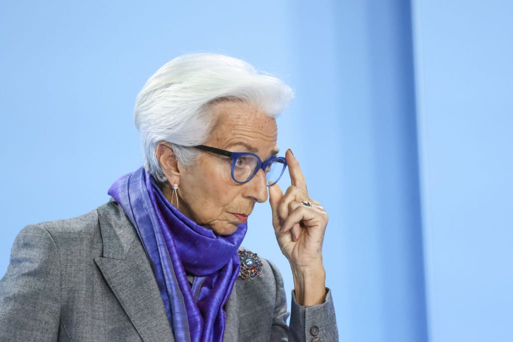 Lagarde fait allusion à un objectif d'inflation dans une vidéo du Nouvel An