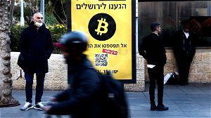 Bitcoin koerst weer boven de 21.000 dollar: “Genoeg positief momentum richting volgende vergadering Fed”