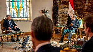 Israëls buurlanden verkeren in grote financiële problemen. Als de G7 niet instapt, zullen anderen dat doen