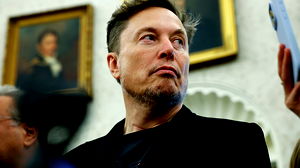 Elon Musk gaat Grok-chatbot integreren in Tesla-voertuigen