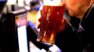 Alcohol verantwoordelijk voor ruim 111.000 nieuwe gevallen van kanker per jaar in de EU