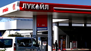 Lukoil verkoopt internationale activa door westerse sancties