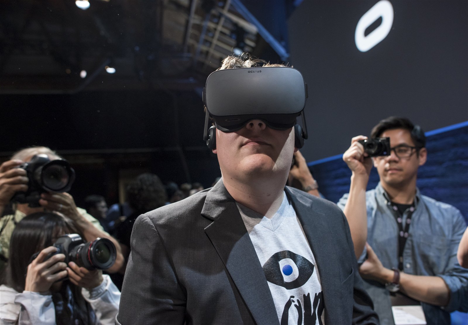 Умрите в реальной жизни, если умрете в игре: зловещие новые очки виртуальной реальности сделают это за владельца