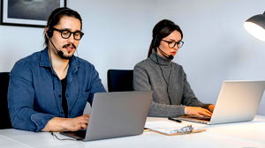EU ziet aantal ICT-specialisten gestaag stijgen, maar genderkloof blijft