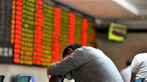 “Xi Jinping heeft besloten dat kapitalisme niet voor China is”: 1 biljoen dollar verdampt door marktmeltdown