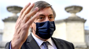 Vlaanderen legt eigen voorraad maskers aan