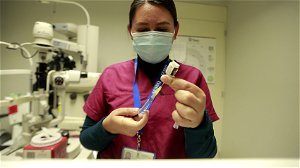 Geen vaccin, geen job? Britse bedrijven bekijken vaccinatieclausules