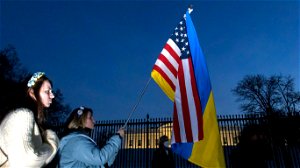 Meer dan 3.000 Amerikanen meldden zich bij Oekraïense ambassade aan voor front: “Wees professioneel; je bent Rambo niet”