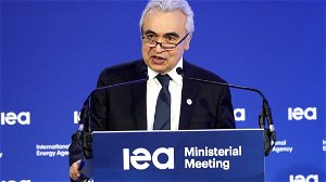 Internationaal Energieagentschap: “Geen groot olietekort in 2022”