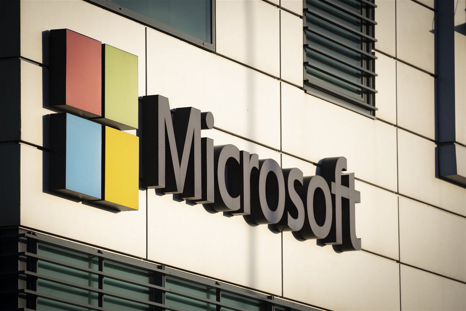 Microsoft s'offre un cadeau à 19,7 milliards de dollars en misant sur l ...