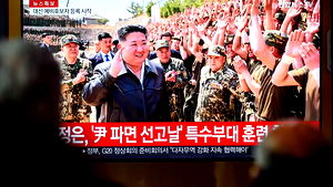 Noord-Korea voert raketproeven uit vanaf nieuw oorlogsschip