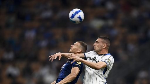 Kopbal Edin Dzeko Inter Merih Demiral Atalanta Serie A voetbal