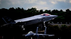 Canada handhaaft plan om 88 Lockheed Martin F-35 gevechtsvliegtuigen te kopen