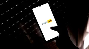 La société mère de Pornhub suspend ses sites en France en raison de la loi sur la vérification de l’âge