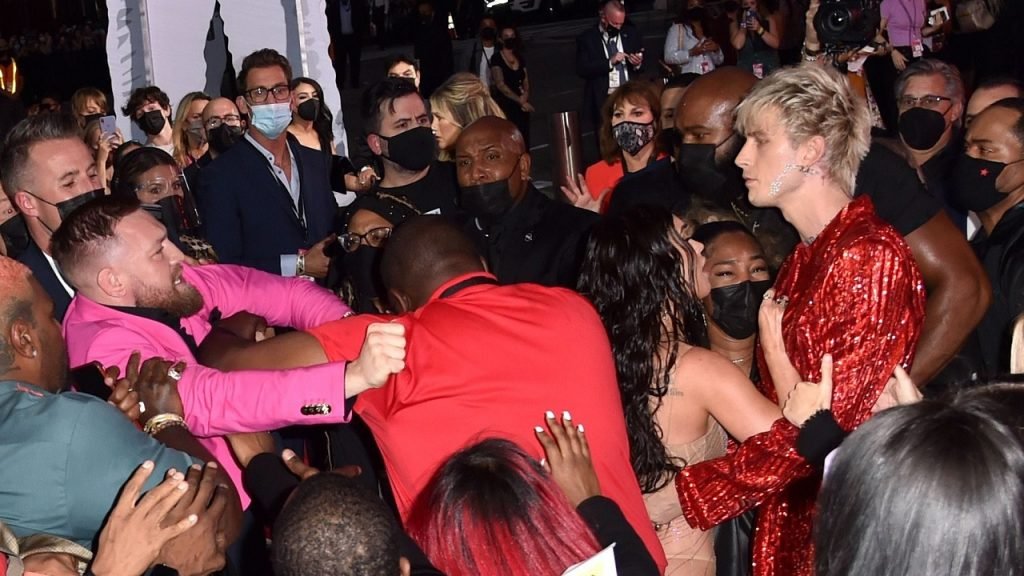 MTV VMA Conor McGregor Machine Gun Kelly