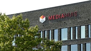 Mediahuis koopt vier Nederlandse radiozenders