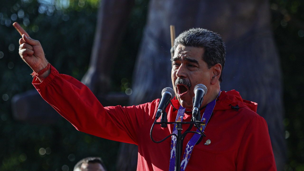 Spanningen tussen Venezuela en de Verenigde Staten lopen op met inzet oorlogsschip en dreiging van grondoperatie