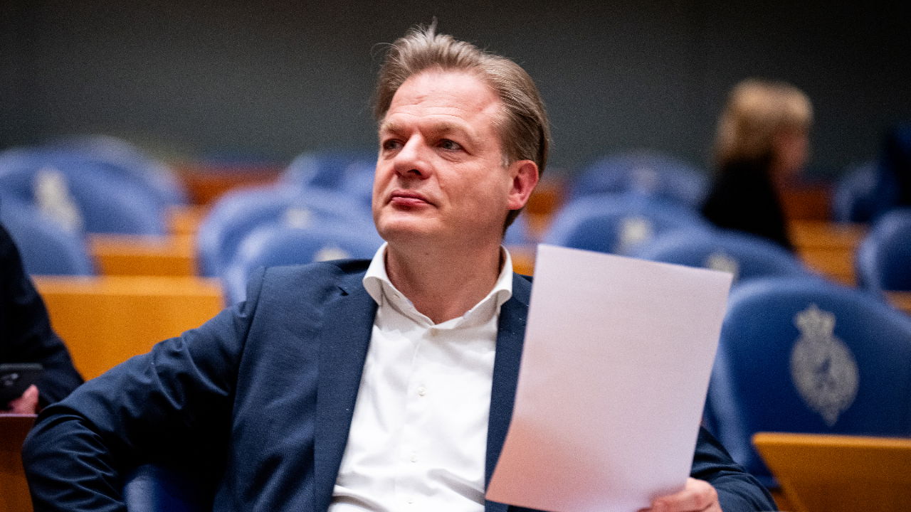 Dutch party leader Pieter Omtzigt (NSC) temporarily steps aside for health reasons