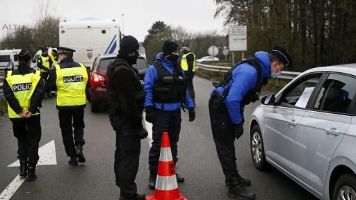 Politie grenscontrole reisverbod coronavirus