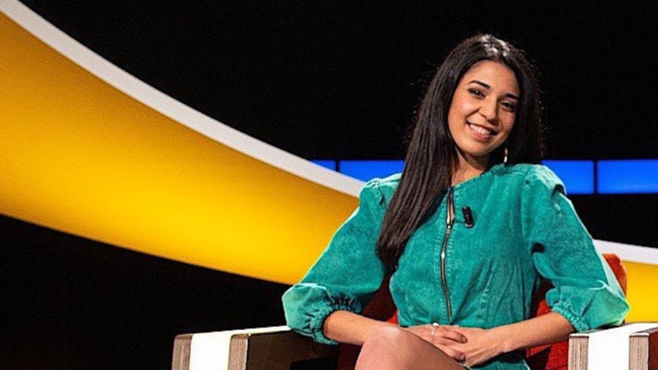 Wie is Sarah Mouhamou in De Slimste Mens ter Wereld en waar kan je haar van kennen? Newsmonkey Wie is Sarah Mouhamou in De Slimste Mens ter Wereld en waar kan je haar van kennen? Newsmonkey
