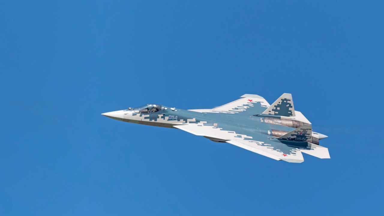 Rusland beweert nieuwe internationale kopers te hebben gevonden voor het Su-57-gevechtsvliegtuig