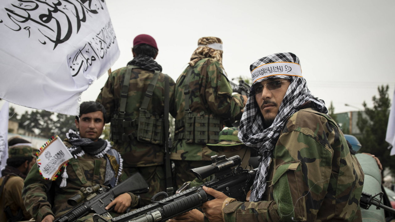 Rusland sluit militair pact met de Taliban