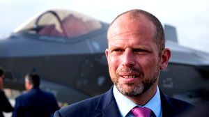 Minister Theo Francken (N-VA) heeft plan klaar om drones boven ons land op te sporen en uit de lucht te halen