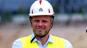 Minister Theo Francken (N-VA) legt eerste steen van nieuw hoofdkwartier voor Defensie