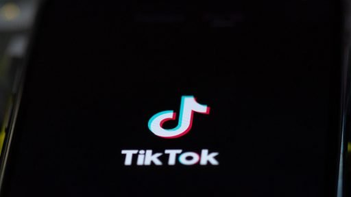 TikTok test nieuwe functie_ Binnenkort kan je net als op Twitter video's 'retweeten'