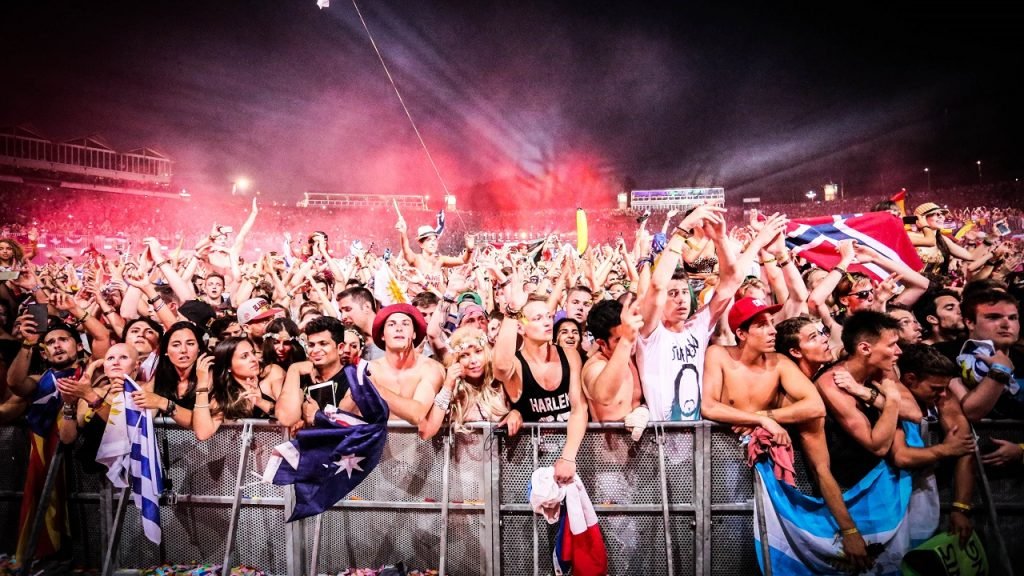 Tomorrowland 2014